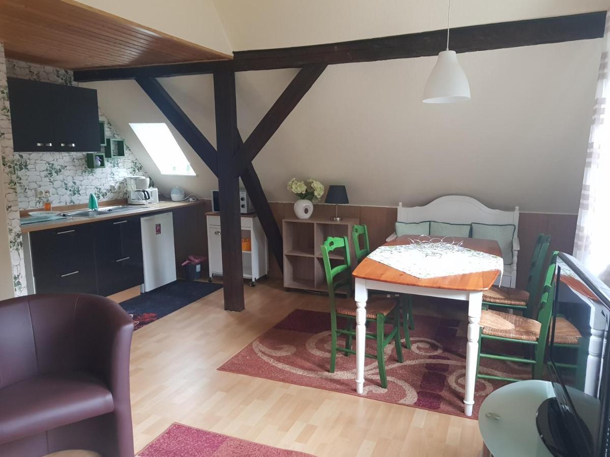 Ferienwohnung Fuer Monteure Темплин Экстерьер фото